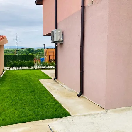 Willa Saint Anastasia *